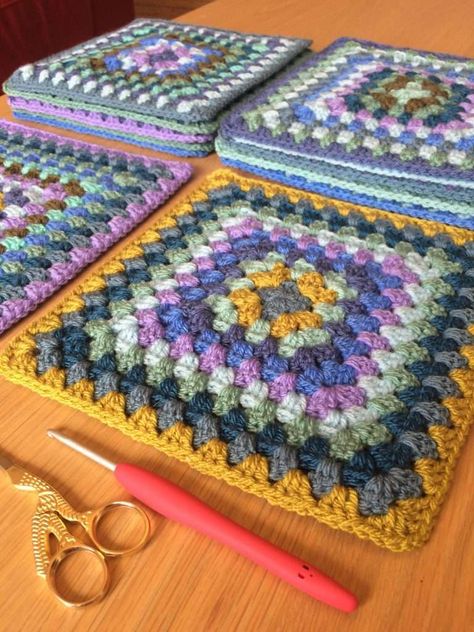 Patchwork Granny Square Blanket, Patchwork Granny Square, Crochet Swirl, Scrap Yarn Crochet, Linen Stitch, Yarn Stash, Granny Square Blanket, Square Blanket, Crochet Motifs