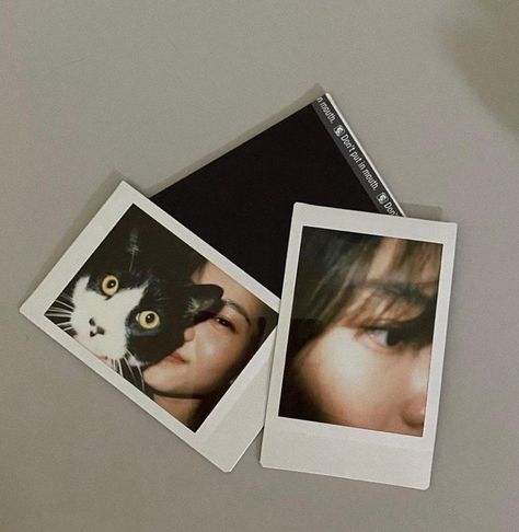 Kim Taeri, You Are My Moon, Polaroid Photography, Connie Springer, Photo Polaroid, 사진 촬영 포즈, Polaroid Pictures, Polaroid Photos, Foto Ideas Instagram