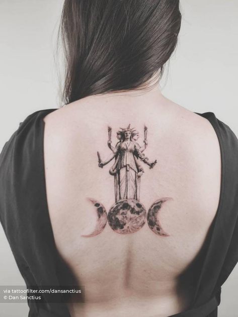 Hecate Back Tattoo, Hekate Tattoo Ideas, Hecate Tattoo Design, Hecate Goddess Tattoo Design, Hecate Goddess Tattoo, 16th Wishlist, Hekate Aesthetic, Hekate Tattoo, Hecate Tattoo