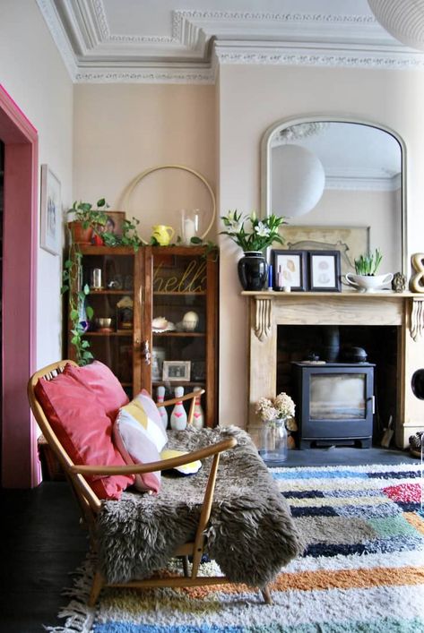 This Eclectic Victorian Terrace Uses Color to Tell a Cohesive Story | Apartment Therapy Victorian Terrace Dining Room, Victorian Terrace House Interior, Terrace House Living Room, Victorian Terrace Living Room, Terraced House Interior, Terrace House Interior, Five Bedroom House, Victorian Terrace Interior, Victorian Apartment