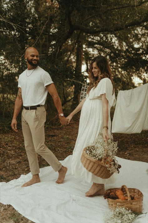 Maternity session, White Sheet Session, Maternity session inspo, White Sheet Maternity Session, Unique maternity photo shoot, floral maternity Boho Pregnant Photoshoot, Maternity Pictures Picnic, Farmhouse Maternity Shoot, Maternity Picture Outfit Ideas, Vintage Maternity Photoshoot, Homestead Maternity Shoot, Picnic Maternity Shoot, Coastal Maternity Shoot, Sheet Maternity Pictures