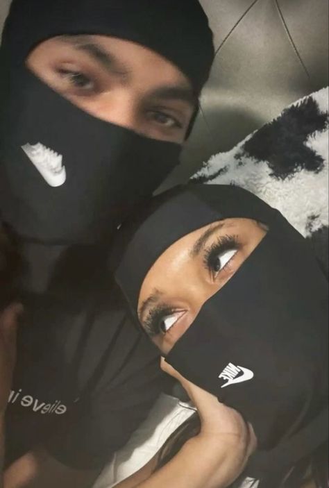 Relation Ship Pictures, Black Goals Couple, Popout Pics, Hood Bae Goals, Mood Pics With Bae Freaking, Me And Bae Mood, Hood Couples, Girlfriend And Boyfriend Goals, Mood With Bae