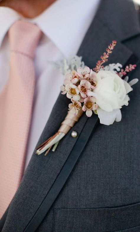 dusty rose color wedding groom tie and boutonniere ideas Dusty Rose Wedding Colors, Rose Gold Wedding Dress, Rose Gold Bridesmaid Dress, Rose Gold Wedding Decor, Rose Gold Wedding Cakes, Rose Corsage, Dusty Rose Bridesmaid Dresses, Rose Boutonniere, Rose Bridesmaid Dresses