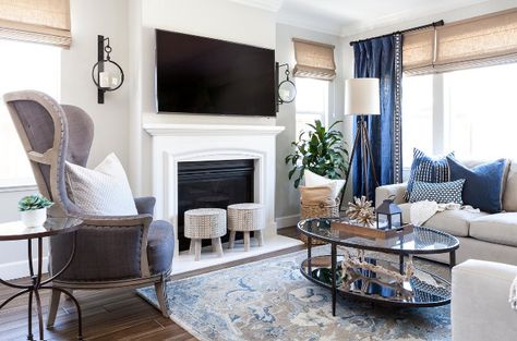 Blue, white, greys and beige living room color scheme. Coastal Family Rooms, Modern Coastal Living Room, Beige Living Room, Living Room Beige, Navy Living Rooms, Coastal Decorating Living Room, Beige Living Rooms, Living Room Color Schemes, Coastal Living Rooms