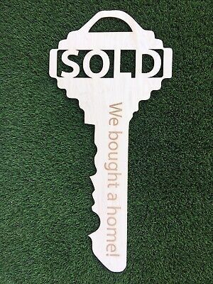 Sold House Pictures First Home Black Family, First Time Home Buyer Pictures, New House Keys Aesthetic, Real Estate Agent Attire Women, Realtor Organization, Debt Free Aesthetic, Realtor Aesthetic, Hunter Douglas Silhouette, Goal Inspiration