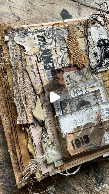 Textile Art Journal Fabric Books, Grunge Journal Ideas, Nellie Wortman, Accordian Book, Textiles Embroidery, Collage Projects, Grungy Style, Diy Crafts Vintage, Stamps Vintage