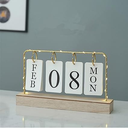 Diy desk calendar