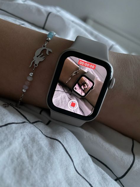 #applewatch #aesthetic Silver Apple Watch Aesthetic, Applewatch Aesthetic, Apple Watch Aesthetic, Watch Aesthetic, Watch Ideas, Smartwatch, Apple Watch, Smart Watch, Vision Board