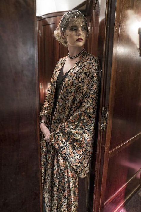 Murder on the Orient Express (2017) The Orient Express, Express Fashion, Lucy Boynton, Detective Fiction, Orient Express, Movie Costumes, 1920s Fashion, Costume Design, Gatsby