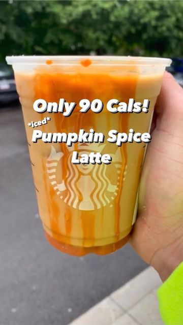 Iced Psl Starbucks, Keto Pumpkin Drink Starbucks, Low Calorie Pumpkin Drinks Starbucks, Healthy Psl Starbucks, Psl Starbucks Order, Sugar Free Fall Starbucks Drinks, Low Calorie Pumpkin Spice Latte, Low Calorie Pumpkin Spice Starbucks, Low Cal Pumpkin Spice Latte