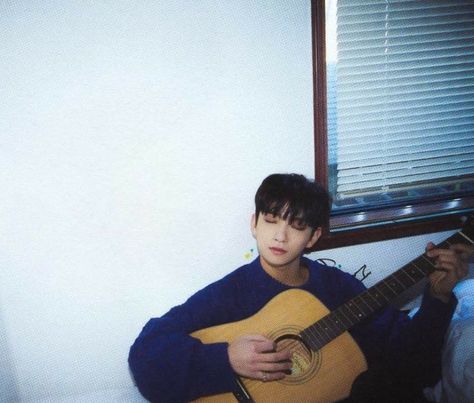 Joshua Hong, Guitar, On Twitter, Stars, Twitter, Wall