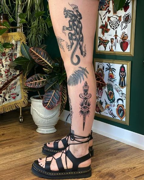 Panther Shin Tattoo, Dagger Leg Tattoo, Dagger Tattoo Women, Dagger Tattoo Traditional, Traditional Dagger Tattoo, Sick Shoes, Umbrella Tattoo, Abstract Tattoo Ideas, Tattoo On Leg