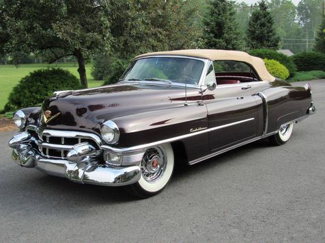 1953 Cadillac Series 62 Convertible Most Luxurious Car, Cadillac Convertible, Classic Cadillac, Old American Cars, Cadillac Series 62, Cars Aesthetic, Vintage Vw Bus, Cars Usa, Classic Cars Trucks Hot Rods