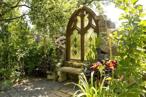 Romantic Gardens, Gothic Garden, Nice Photos, Secret Gardens, Magical Garden, Garden Gates, Dream Rooms, Garden Statues, Pretty Places