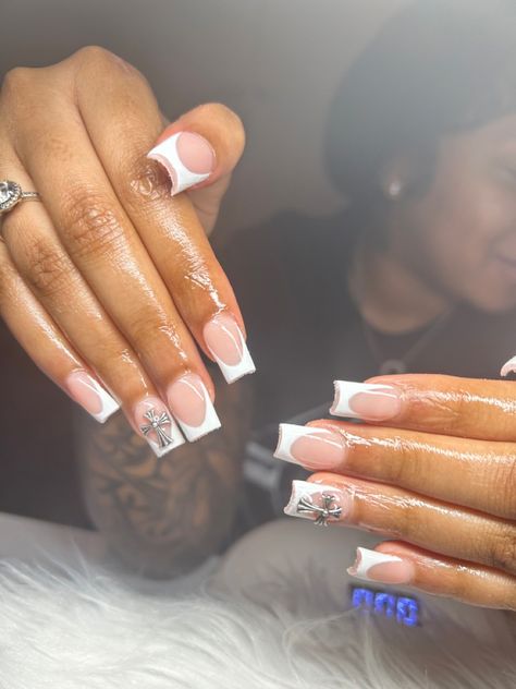 Short Acrylic Nails French Tip White, Medium Length Nails With Charms, Nail Ideas Acrylic Medium Length, French Tip With Cross Charm, Nail Ideas Acrylic French Tips, White Nails With Cross, Senior Nails Ideas, Back 2 School Nails, White Nail Styles