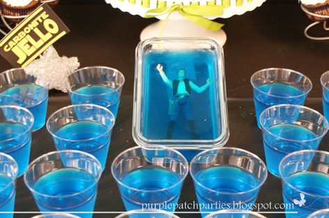 Carbonite Jello at a Star Wars party #starwars #jello Star Wars Party Food, Star Wars Birthday Party Ideas, Decoracion Star Wars, Star Wars Baby Shower, Star Wars Theme Party, Star Wars Food, Birthday Party Snacks, Jello Mold, Birthday Drinks