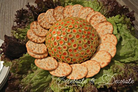 Braunschweiger Ball, Braunschweiger Recipes, Best Christmas Appetizers, Roasted Eggplant Dip, Roasted Red Pepper Dip, Red Pepper Dip, Cream Cheese Ball, Spicy Guacamole, Roasted Garlic Hummus