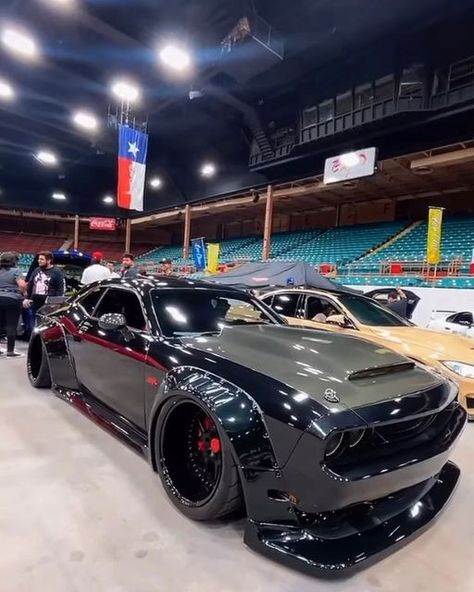 Wide Body Challenger Hellcat, Wide Body Hellcat, Dodge Charger Srt, Hellcat Challenger, Scat Pack, Top Luxury Cars, Wide Body, Bmw Cars, Dodge Challenger