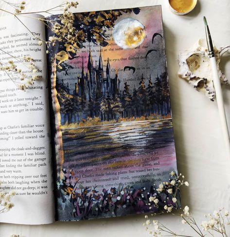 Watercolour Inspiration Aesthetic, Dark Watercolor Paintings, Simple Diy Birthday Gifts, Painting With Acrylic Paint, Metallic Watercolor, Painting Gifts, Arte Peculiar, Artwork Creative, Gouache Art