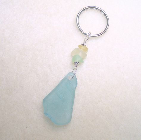 Sea Glass Keychain Beach Key Chain Unique Keychains for Women Gift Ideas for Her Key Accessories Keychain for Her Sea Keychain Canadian Shop by BikerBlingCa on Etsy https://www.etsy.com/listing/224475956/sea-glass-keychain-beach-key-chain Beach Keychain Diy, Seaglass Keychain, Beach Glass Keychain, Seaglass Decor, Sea Keychain, Sea Glass Keychain, Seaglass Jewellery, Sea Glass Diy, Sea Stuff