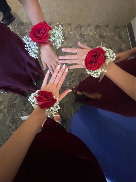 Red Hoco Corsage, Prom Corsage And Boutonniere Red Dress, Prom Corsage Red Dress, Red Rose Corsage Prom, Red Corsage, Red Rose Corsage, Red And Pink Corsage Prom, Red Hoco, Red Corsages