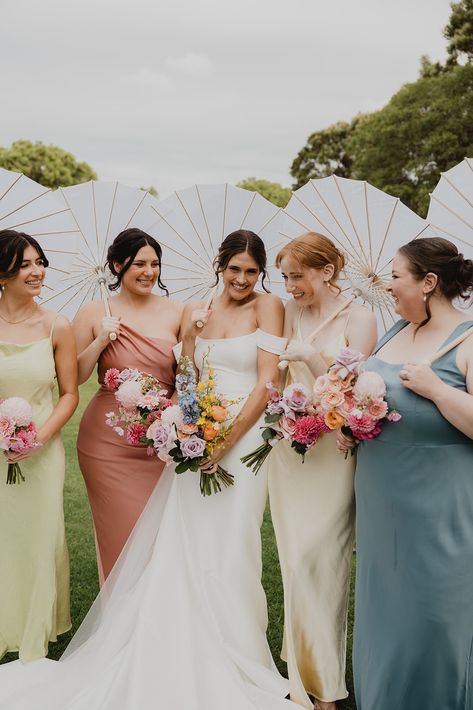 Wedding Umbrella Decorations, Flash Photography Editorial, Classy Wedding Theme, Garden Party Wedding Theme, Spring Wedding Theme, Bride Wedding Photos, Pastel Wedding Theme, Wedding Pastel, Wedding Umbrella