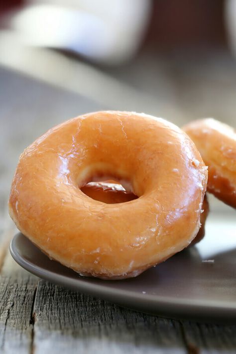 Mashed Potato Raised Donuts - Made with mashed potatoes, water, evaporated milk, sugar, yeast, flour, , confectioners' sugar, salt, vanilla extract | CDKitchen.com Spudnuts Recipe, Potato Donuts Recipe, Raised Donuts, Potato Donuts, Doughnut Recipes, Doughnut Recipe Easy, Mash Potato, Yeast Donuts, Homemade Donuts Recipe