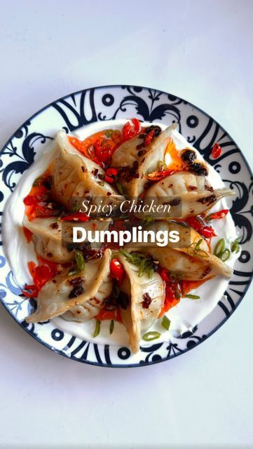 Kausar Raja on Instagram: "Spicy Chicken Dumplings Recipe 🌶️🥟 (Makes approx 20-25 dumplings) Filling: 300g chicken mince 3 garlic cloves 3-4cm size fresh ginger 2 spring onions 1 tbsp fresh chopped coriander 1 tbsp dark soy sauce 1 tbsp sesame oil 1 tsp red chilli flakes Pastry: 250g all purpose flour (plain) 130ml warm water Pinch of salt - Knead dough for 2-3 minutes and allow to rest for 1 hour before rolling - You can fold these in any shape you like, I’ve shown gyoza in the video - Pan fry for a crispy bottom in a tbsp of oil for 2 mins in a non stick pan (on medium heat) and then add a splash of water (1/3 cup) and cover with lid immediately, allow to steam for 7-10 mins (on low heat) until water has evaporated and the dumplings are ready (the dough should look slightly transluc Dumplings Filling, Chicken Dumplings Recipe, Chicken Mince, Dim Sum Recipes, Dark Soy Sauce, Dumpling Filling, Splash Of Water, Chicken Dumplings, Pan Fry