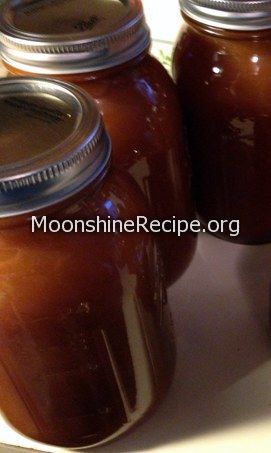 Pumpkin Spice Moonshine Recipe, Pumpkin Spice Moonshine, Cream Moonshine Recipes, Pumpkin Moonshine Recipe, Pumpkin Pie Moonshine Recipe, Pumpkin Moonshine, Pumpkin Pie Moonshine, Watermelon Moonshine Recipe, Diy Moonshine