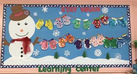 Mitten Bulletin Board Ideas, Goals Bulletin Board, Christmas Bulletin Boards, Bullentin Boards, Winter Bulletin, Winter Bulletin Boards, Christmas Bulletin, Preschool Bulletin Boards, Winter Preschool