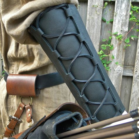 Archery Arm Guard Pattern, Rangers Apprentice, Arm Guard, Traditional Archery, Leather Armor, Archery, Leather Projects, Leather Working, Leather Craft