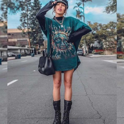 Oversized T Shirt Outfit by Frank Vinyl - Outfits, Photography, Life in San Diego Vinyl Outfits, Oversized T Shirt Outfit, Shop Outfits, T Shirt Outfit, Latina Fashion, Athleisure Outfits, Alternative Rock, Grunge Style, Soft Grunge