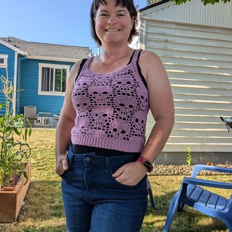 New pattern alert! This is the Summer Skulls Top by @alice.in.crochetland the pattern is done by measurements to ensure the perfect fit. Go get your copy on Etsy or Ravelry. #crochetpattern #skulls #summer #crochet Skull Top, Summer Crochet, Ravelry, Crochet Patterns, Perfect Fit, Crochet, Pattern, Instagram