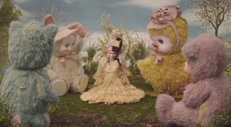 #oof Melanie Martinez Mad Hatter, Mad Hatter Melanie, Kitsch Aesthetic, Mealine Martinez, Vintage Stuffed Animals, Melanie Martinez Songs, Computer Backgrounds, Twitter Banner, All I Ever Wanted