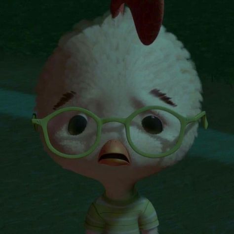 Sassy Cartoon Characters, Chicken Little Reaction Pics, Chicken Little Pfp, Chicken Little Characters, Cartoon Mood Pics, Literally Me Characters 6 Pictures, Funny Characters Cartoon, Annoyed Reaction Pic, Chicken Pfp