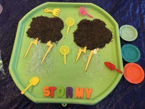 Weather themed tuff spot Weather Messy Play Ideas, Weather Messy Play, Weather Tuff Tray, Weather Tuff Tray Ideas, Weather Crafts, Tuff Spot, Nursery Activities, Tuff Tray, Preschool Arts And Crafts