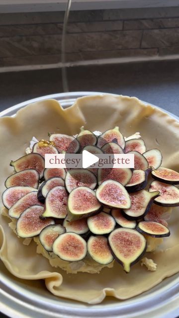 Nicolle | Cheese, Wine, Easy Appetizers & Recipes on Instagram: "RECIPE HERE ✨⬇️

FIG & blue cheese galette 🧀

The perfect sweet & savory appetizer to put together and  such a simple dish to make going into fall! 

I’m using my @360cookware pie pan which will soon become your best friend with pie season quickly approaching 🥧 their pie pan is stainless steel and is an essential tool in creating the crispiest flaky of pies! 

What you’ll need: 

🧀 one pie crust (store bought or homemade) 
🧀 blue cheese 6oz (or substitute with brie cheese)
🧀 figs (about 8)
🧀 1 tbsp honey 
🧀 1 tbsp balsamic glaze 
🧀 2 tsp salt 
🧀 one egg (egg wash)

Heat oven to 375. Oil your @360cookware pie pan and place down your pie crust. Break up pieces of blue cheese and add to your pie. Add slices of fig on to Fig Blue Cheese, Figs Blue Cheese, Cheese Galette, Wine Appetizers, One Pie, Egg Egg, Cheese Wine, One Egg, Easy Appetizers