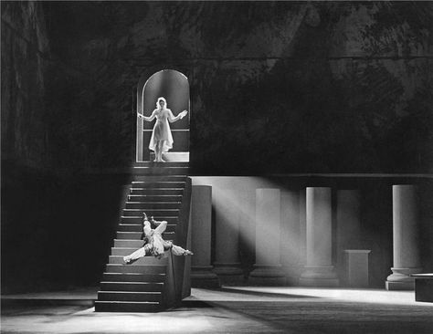 JOSEF SVOBODA Josef Svoboda, Contemporary Theatre, Stage Lighting Design, Theatre Inspiration, Set Design Theatre, Stage Set Design, German Expressionism, Theatre Design, Royal Ballet