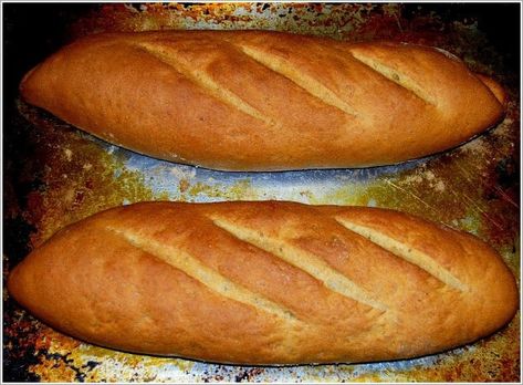 Step by step guide to making a healthier--and delicious--version of whole wheat French bread. Whole Wheat French Bread, Wheat French Bread, Crusty French Bread Recipe, Vegan French Recipes, Best Whole Foods, Bread Meals, Whole Wheat Recipes, Easy French Bread Recipe, Vegan Bread Recipes