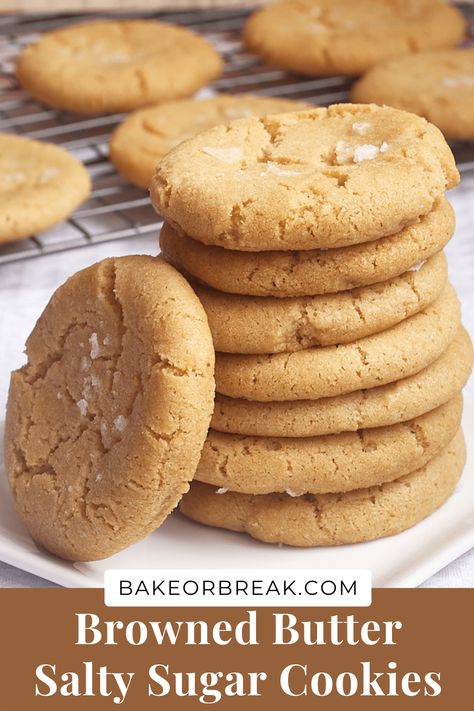 These brown butter sugar cookies are here to change up your cookie game! You won’t believe how a handful of pantry ingredients are transformed into something truly special by adding brown butter and a sprinkle of flaky salt. Textured Cookies, Salty Sweet Desserts, Quick Sweets, Histamine Diet, Butter Sugar Cookies, Brown Butter Cookies, Recipe Cookies, Brown Sugar Cookies, Sweet Bites