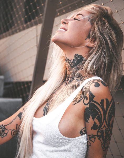 Sara Fabel, Love Is In The Hair, Boho Style Inspiration, Tattoed Women, Bohemian Girls, Hipster Grunge, Alt Girls, Street Style Inspiration, Beautiful Mind