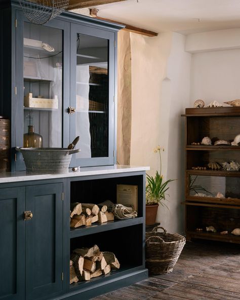 deVOL Kitchens on Instagram: “Designing The Perfect Utility Room” Devol Shaker Kitchen, Shaker Style Kitchen Cabinets, Wall Cupboards, Devol Kitchens, Shaker Style Cabinets, Shaker Furniture, Shaker Style Kitchens, English Kitchens, Kitchen Cabinet Styles