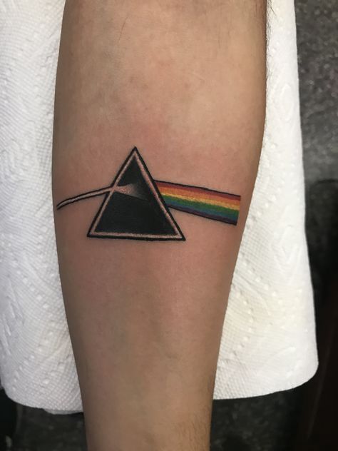 Pink Floyd Prism Tattoo, Prism Tattoo, Pink Floyd Prism, Pink Floyd Tattoo, Rock Tattoo, Bookish Tattoos, Pink Floyd Dark Side, Cool Arm Tattoos, Make Tattoo