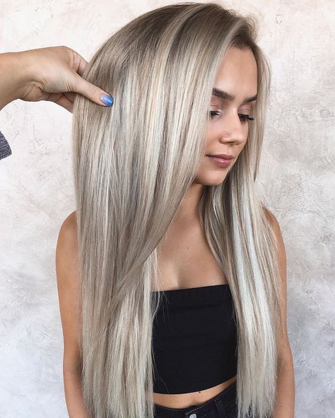 30 Stunning Ash Blonde Hair Ideas to Try in 2020 - Hair Adviser Blonde Hair With Silver Highlights, Ash Blonde Hair Dye, Cool Ash Blonde, Dark Strawberry Blonde, Ashy Hair, Silver Ash, Blonde Hair Ideas, Ash Blonde Hair Colour, Balayage Blond