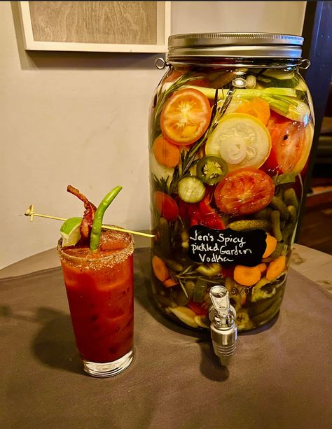 Pickle Vodka, Infused Liquors, Dehydrating Food, Spicy Pickles, Homemade Liquor, Canning Vegetables, Saturday Brunch, Vodka Recipes, Infused Vodka