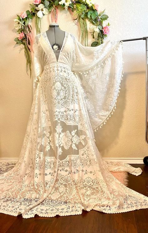 Antheia Goddess, Dress Goddess, Vintage Lace Dress, Wonderland Dress, Lace Maternity Dress, Hippie Wedding, Vintage Photoshoot, Lace Dress Vintage, Goddess Dress