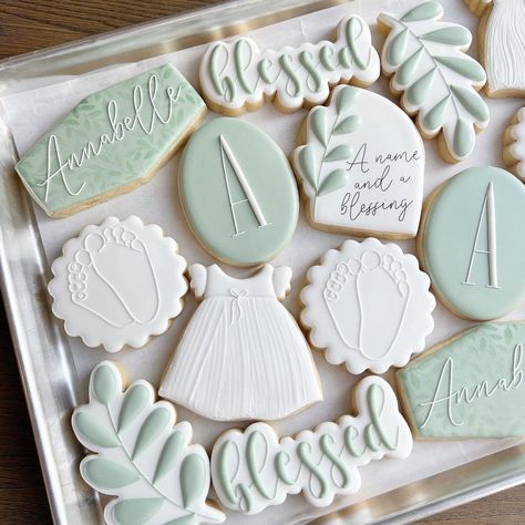 Some simple white and greenery 🤍🌿 Happy Easter! . . . . #cookies #royalicing #royalicingcookies #victoriascookiecompany… | Instagram Baptism Party Boy, Baptism Cookies, Cookie Company, Baby Blessing, Baby Cookies, Baptism Party, Easter Cookies, Cookie Art, Icing Cookies