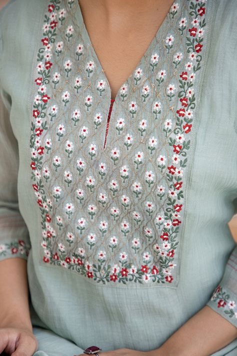 Ice Blue Floral Embroidery V Neck Kurta V Neck Kurta, Neck Patterns, Design For Shirt, Neckline Embroidery, Embroidery Suits Punjabi, Kurti Embroidery, Straight Suit, Basic Embroidery, Chikankari Suits