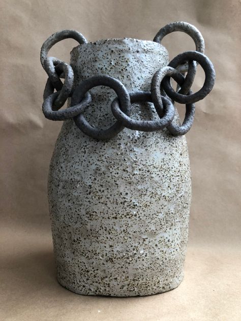 Ceramic Chain, Slab Vase, Boho Gallery Wall, Handmade Ceramic Vase, Chain Of Command, Handmade Ceramics Vase, Handmade Vase, Ceramics Ideas, Pottery Crafts