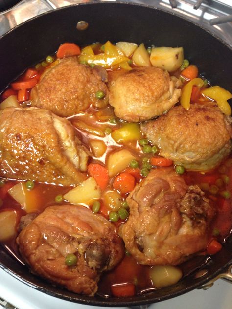 Chicken Caldereta Chicken Caldereta, Pot Roast, Chicken, Ethnic Recipes